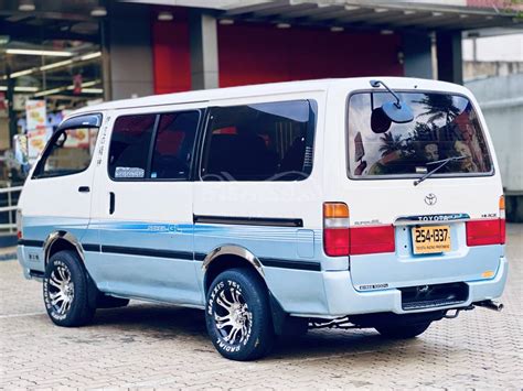 Toyota Hiace Used 1995 Diesel Negotiable Sri Lanka