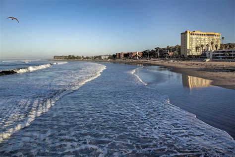 Crowne Plaza Ventura Beach an IHG Hotel Ventura | Bookonline.com