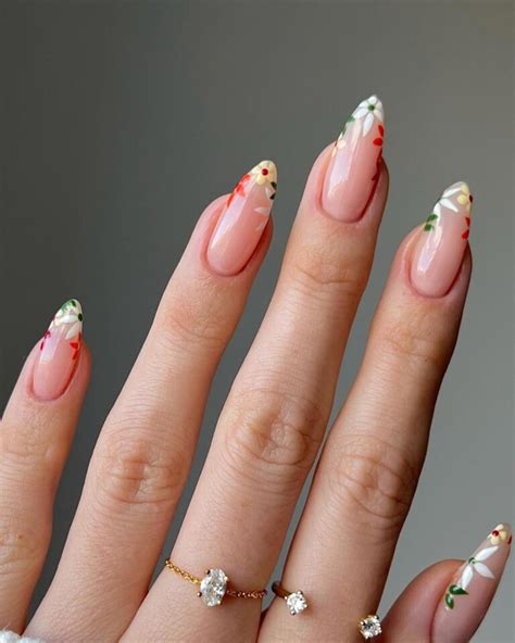 LUCE ELEGANTES UÑAS FRANCESAS con FLORES HERMOSAS