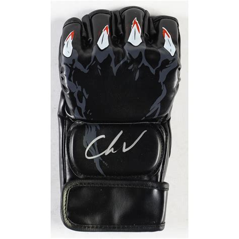 Marlon Chito Vera Signed Ufc Glove Beckett Pristine Auction