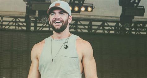 Country Singer Dylan Scott to Have a Baby Boy! [PHOTOS]