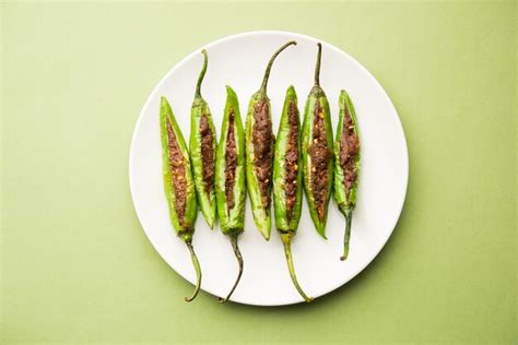 Premium Photo Bharwa Masala Mirch Or Stuffed Green Chillies Or Bharli