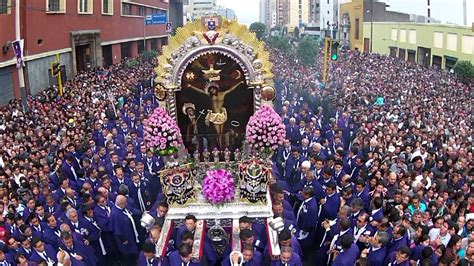 Procesión Del Señor De Los Milagros 2015 Vista Con Drone Youtube