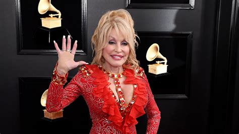 Dolly Parton Sets A Release Date For Her First Rock Album As Usa