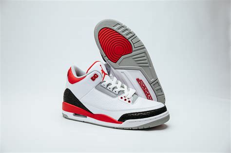 Air Jordan 3 Retro - Fire Red | ALLSOLEDOUT