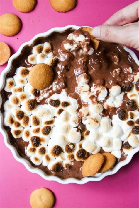 Minute Warm Gooey Hot Chocolate Dip The Toasted Pine Nut