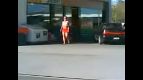 Justine En Minifalda En Rotorua Shell Station XVIDEOS