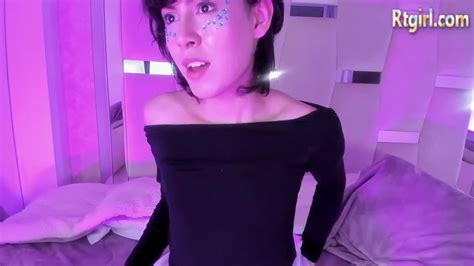 Petite Trans Sweetie From Fiji Shows Off Her Sexy Legs And Ass Online Ashemaletube