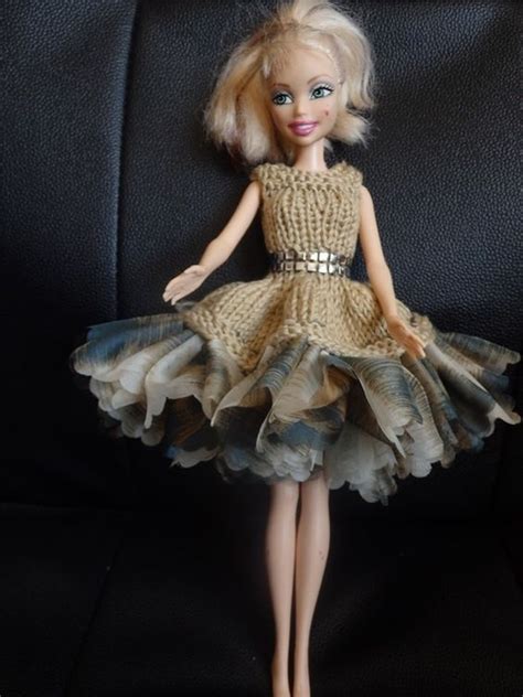 Dominique à l honneur Chez Laramicelle Modèles tricot barbie Robe