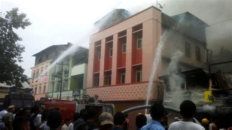 Major Fire Breaks Out In Manipur Capital 1 Child Injured At Least 12