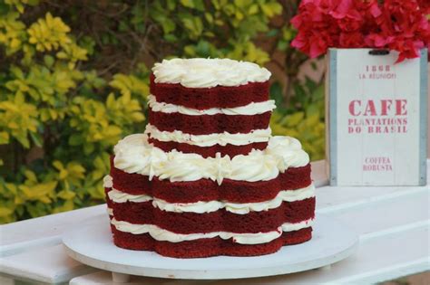 Red Velvet Naked Cake With Cream Cheese Filling