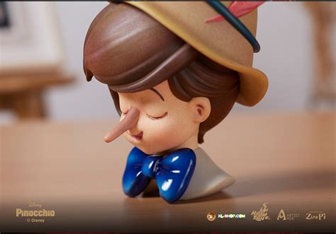 Hot Toys AMC038 Pinocchio Pinocchio Artist Mix Bust Collectible Set