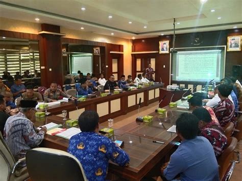 Rapat Pembahasan Penanganan Konflik Tenurial Kawasan Hutan Antara KTH