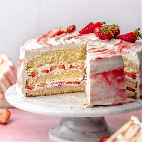 Strawberry Birthday Cake Ideas - Infoupdate.org 
