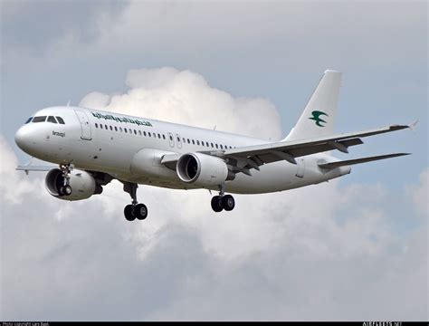 Iraqi Airways Airbus A320 YI ARB Photo 31171 Airfleets Aviation