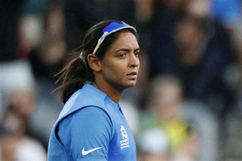 Time for Harmanpreet Kaur to take call on captaincy, says Shantha ...