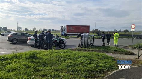 Incidente All Incrocio Tra Corso Allamano E Strada Teppe A Rivoli