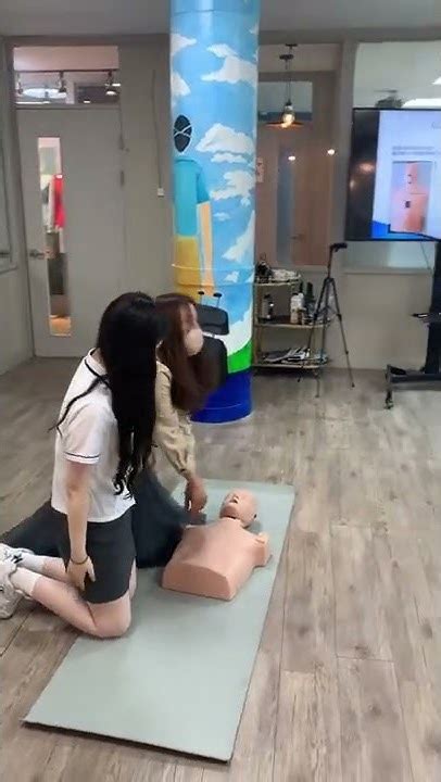 대한항공 출신 정은쌤께 배우는 Cpr 수업☁️💙 Shorts 승무원 승무원학원 항공과 항공과준비생 항공서비스과 항공