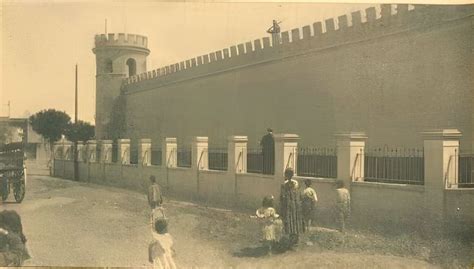 Penitenciaría Nacional Vista exterior de la esquina de Juncal y