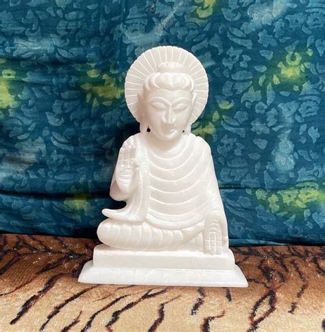 Marble Handmade Buddha Statue White Marble Lord Buddha 17cm Statue For