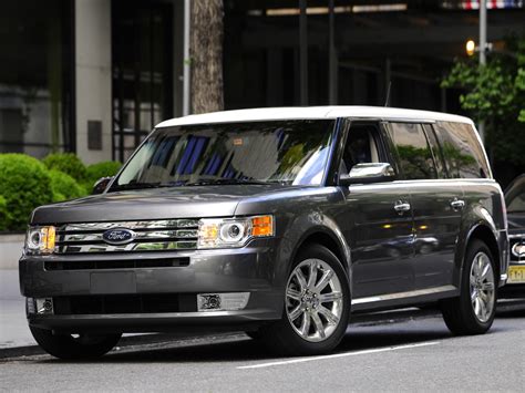 2009 Ford Flex Heels On Wheels Review