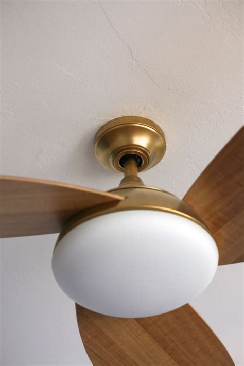 20 Small Bedroom Ceiling Fan