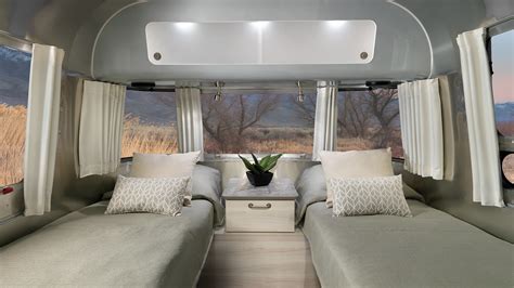 Specifications International Travel Trailers Airstream