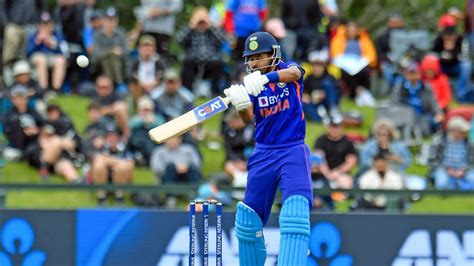 Shreyas Iyer S New Injury Haunts India Ahead Of Odi World Cup