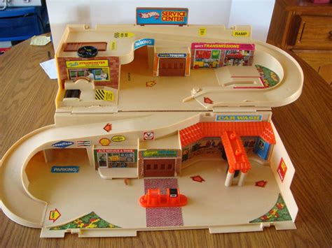 S Hot Wheels Sto N Go Clean Fold Out Car Wash Service Center Playset W Box