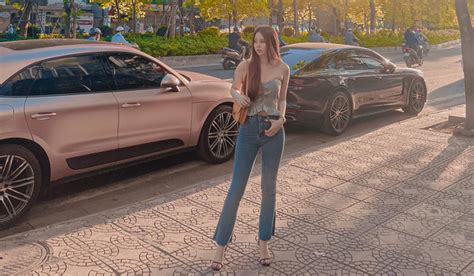 Đây là các mẫu xe sang hay được hot boy hot girl tài chính dùng sống ảo truyền đạt đạo lý