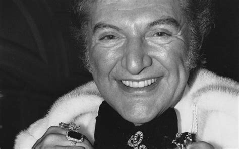 Liberace Net Worth - Wiki, Age, Weight and Height, Relationships