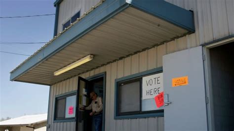 Appeals Court Allows Texas To Use Gop Backed Voter Id Law