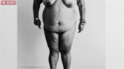 Naked Polly Marinho In 302