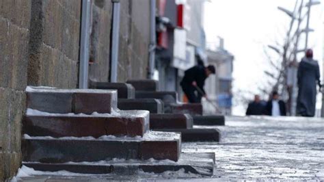 Yine Rekor Erzurum Dün Gece Resmen Dondu