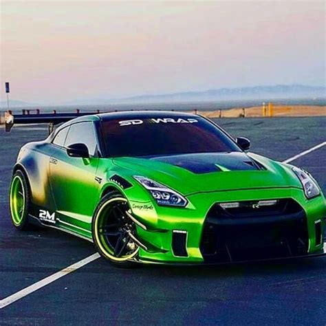 Green Nissan Gt R