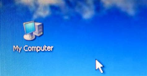 instructions  displaying  computer icon  desktop