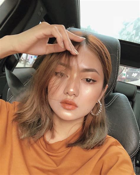 4 chiêu makeup đơn giản nhưng lại tạo thần thái ngút ngàn được các hot girl Việt áp dụng nhiều