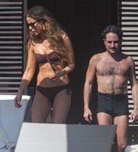 Kate Beckinsale Candid Bikini Pics With Her New Boy Toy