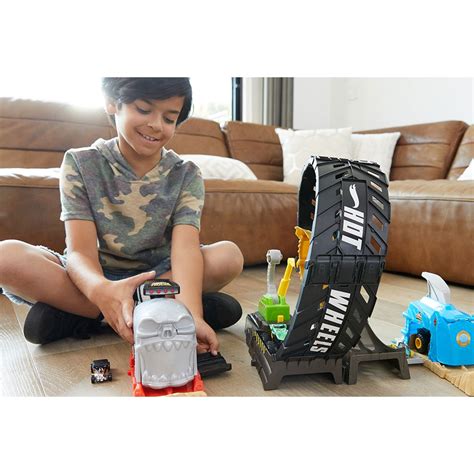 Jucarii Copii Masinute Si Piste Masinute Pista De Masini Hot Wheels By Mattel Monster