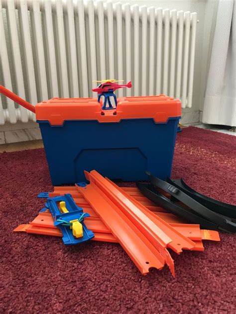 Hot Wheels Garage mit Zubehör Kaufen auf Ricardo
