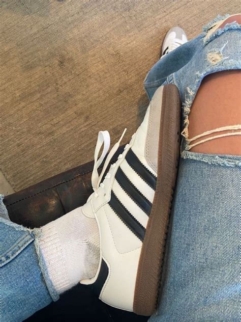 Adidas samba vegan, Men's Fashion, Footwear, Sneakers on Carousell