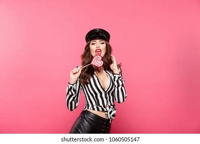 Sexy Girl Nude Make Curly Hair Stock Photo 1060505147 Shutterstock