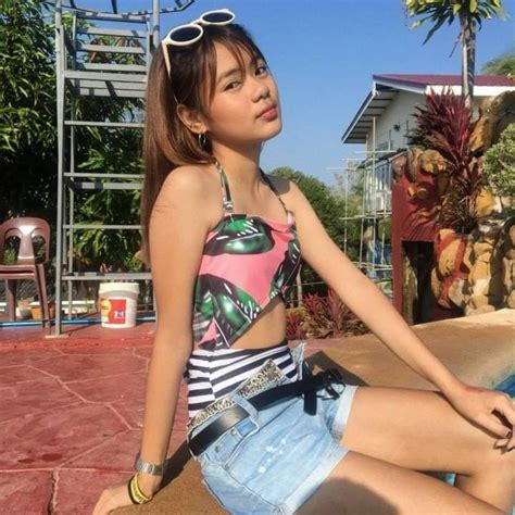 3 Hot Sexy Eya Borja Bikini Pics