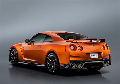 Neuer Nissan GT-R auf der New York Auto Show | auto-reise-creative