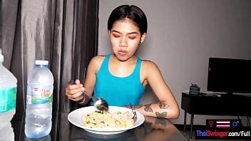Petite Asian Amateur GF From Thailand Makes Dinner And Having Sex After XNXX