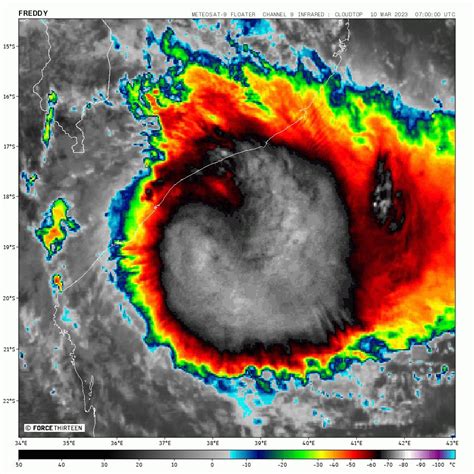 Hurricane Chaser Chase On Twitter Cyclonefreddy Is Undergoing A