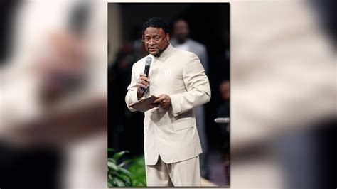 Megachurch pastor Eddie Long dead | wcnc.com