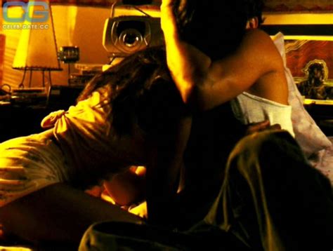 Zoe Saldana Nude Pictures Photos Playboy Naked Topless Fappening