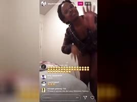 Ass Jiggling ShesFreaky