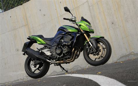 Обои мото Z750R 2011 мотоциклы Z750R Kawasaki motorcycle Naked